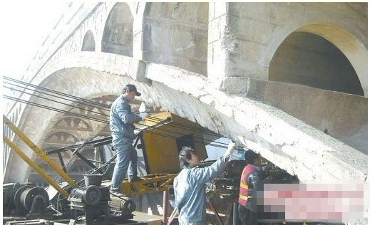 橋梁補強加固工程